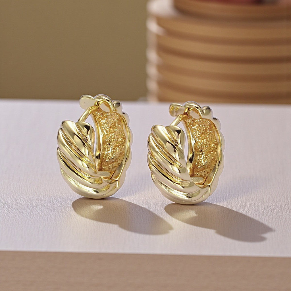 Mini Textured Ribbed Huggies Stackable